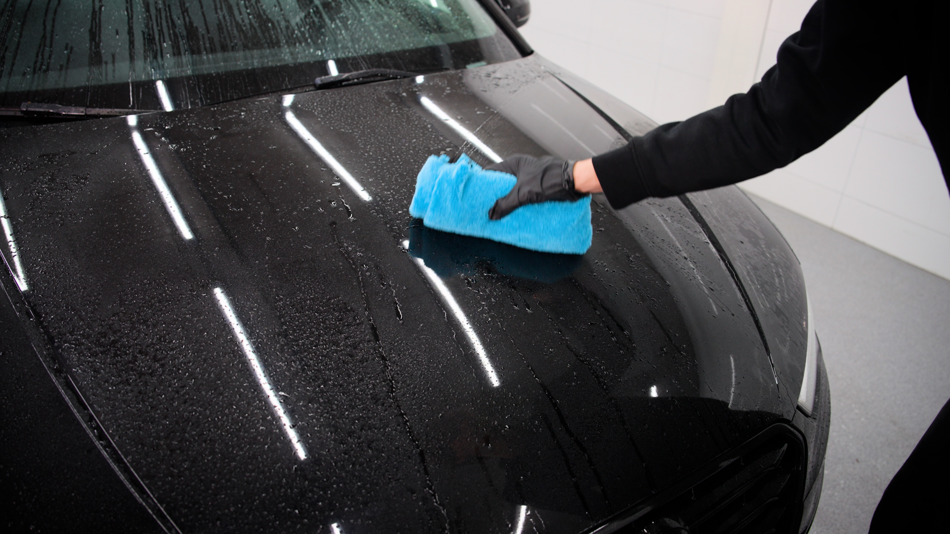 Auto drogen met Dry towel XXL voor streeploos en krasvrij resultaat